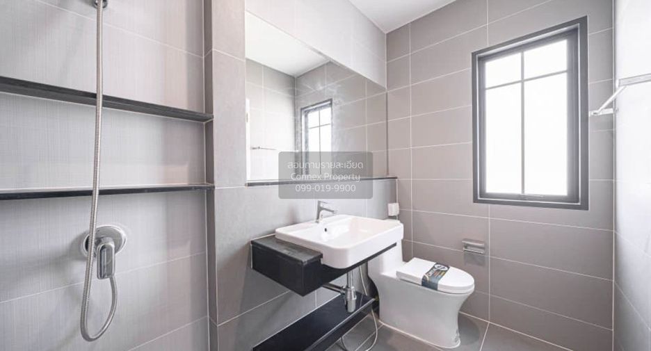 For sale 4 bedrooms house in Thanyaburi, Pathum Thani