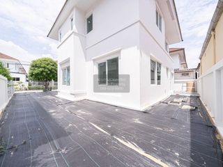 For sale 3 bedrooms house in Khan Na Yao, Bangkok