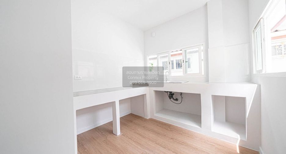 For sale 3 bedrooms house in Khan Na Yao, Bangkok