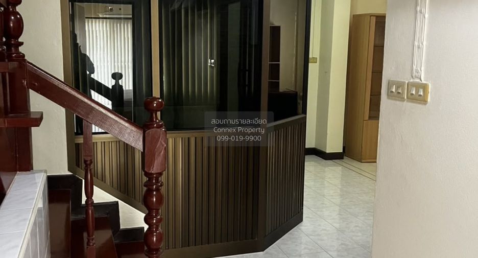 For sale 6 bedrooms townhouse in Bueng Kum, Bangkok