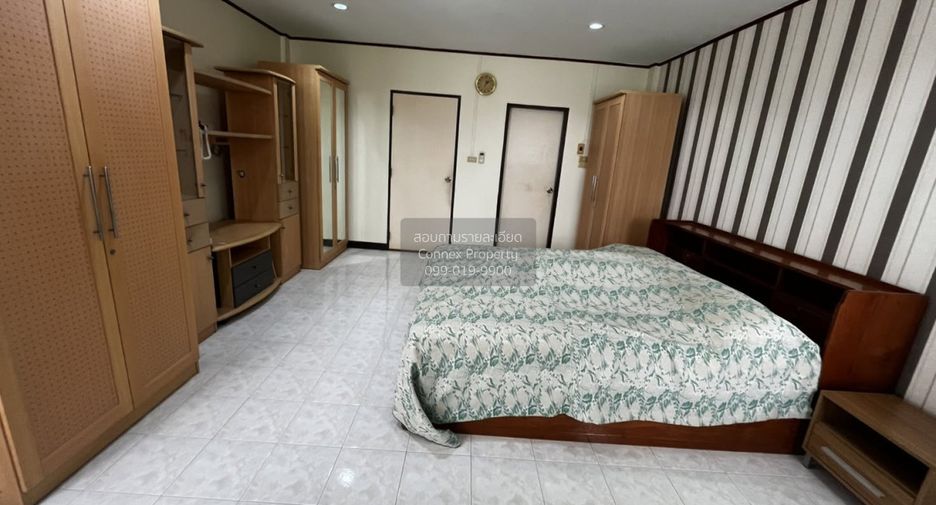 For sale 6 bedrooms townhouse in Bueng Kum, Bangkok