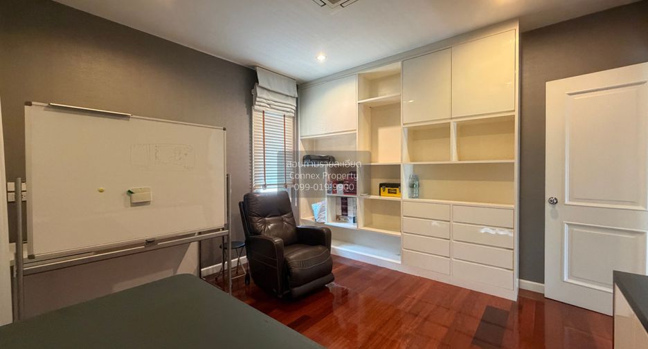 For sale 4 bedrooms house in Prawet, Bangkok