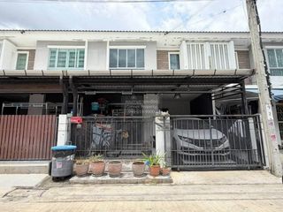 For sale 3 bedrooms townhouse in Mueang Nonthaburi, Nonthaburi