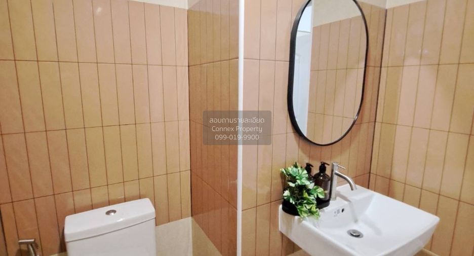 For sale 3 bedrooms townhouse in Pak Kret, Nonthaburi