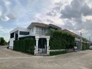 For sale 4 bedrooms house in Sai Mai, Bangkok