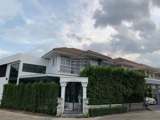For sale 4 bedrooms house in Sai Mai, Bangkok