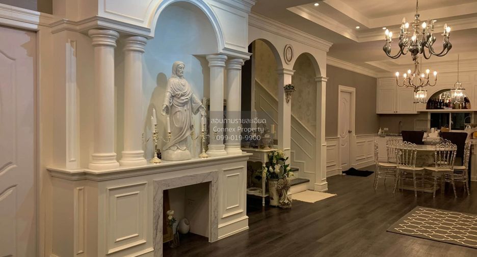 For sale 4 bedrooms house in Sai Mai, Bangkok