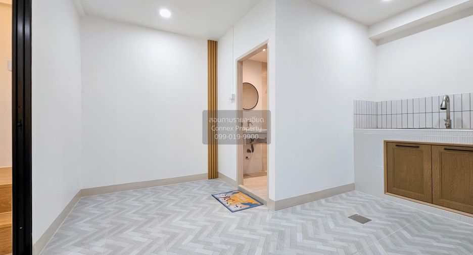 For sale 2 bedrooms townhouse in Bang Bua Thong, Nonthaburi