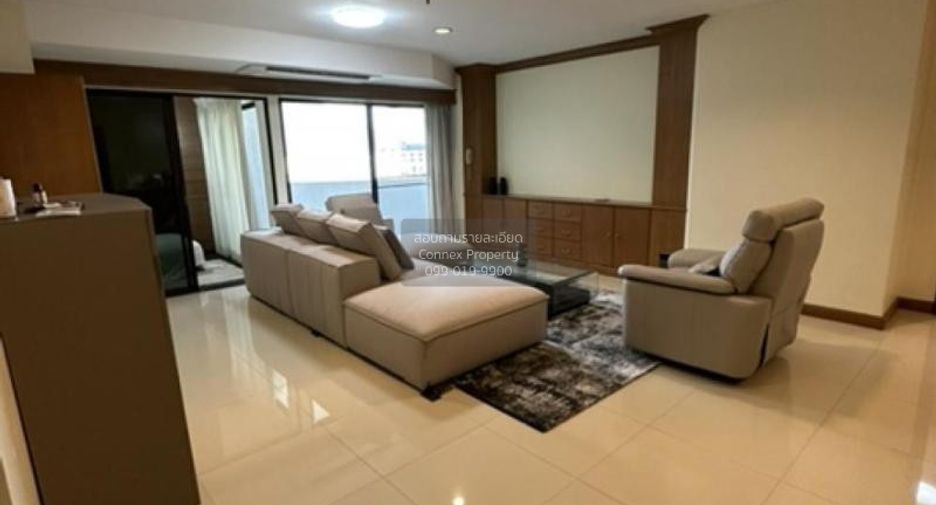 For sale 3 bedrooms condo in Watthana, Bangkok