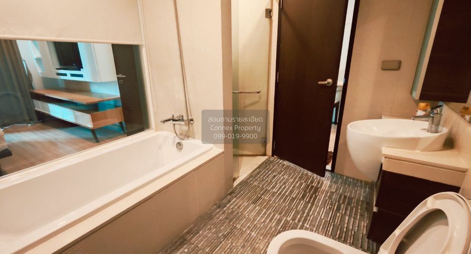 For sale 2 bedrooms condo in Khlong Toei, Bangkok
