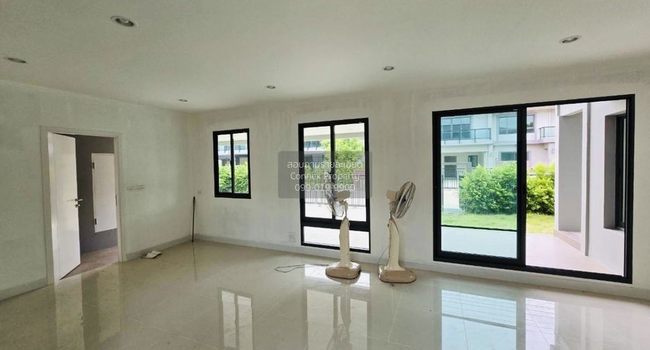 For sale 4 bedrooms house in Bang Khae, Bangkok