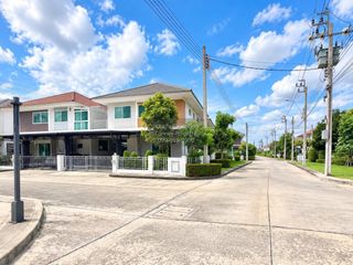For sale 3 bedrooms house in Mueang Nonthaburi, Nonthaburi