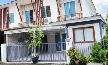 For sale 3 bedrooms townhouse in Mueang Nonthaburi, Nonthaburi