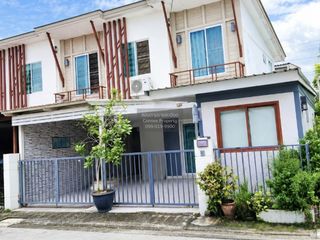 For sale 3 bedrooms townhouse in Mueang Nonthaburi, Nonthaburi