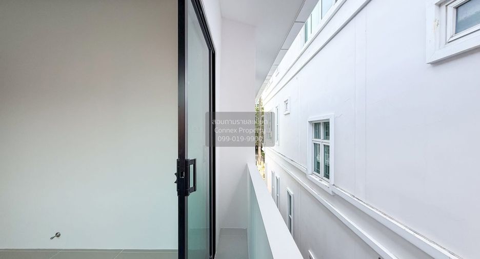 For sale 3 bedrooms house in Prawet, Bangkok
