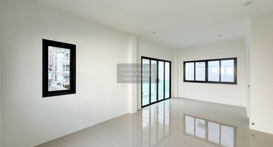 For sale 3 bedrooms house in Prawet, Bangkok