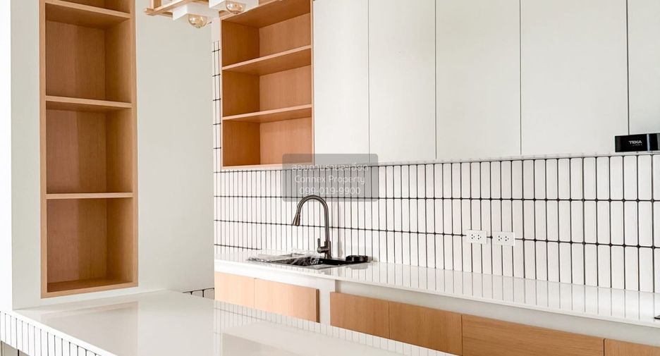 For sale 3 bedrooms house in Prawet, Bangkok