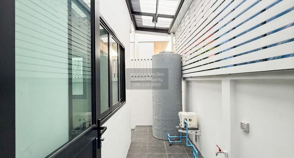 For sale 3 bedrooms house in Prawet, Bangkok