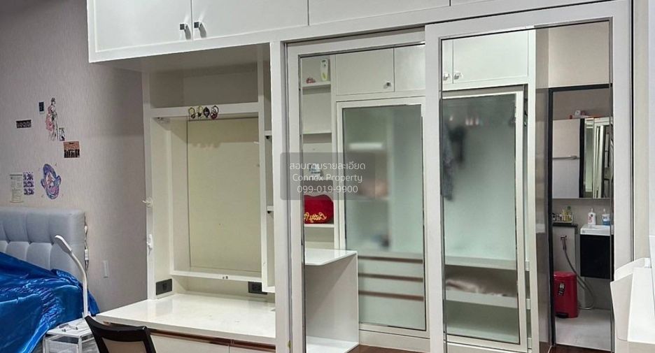 Casa en venta de 4 habitaciones en Pak Kret, Nonthaburi