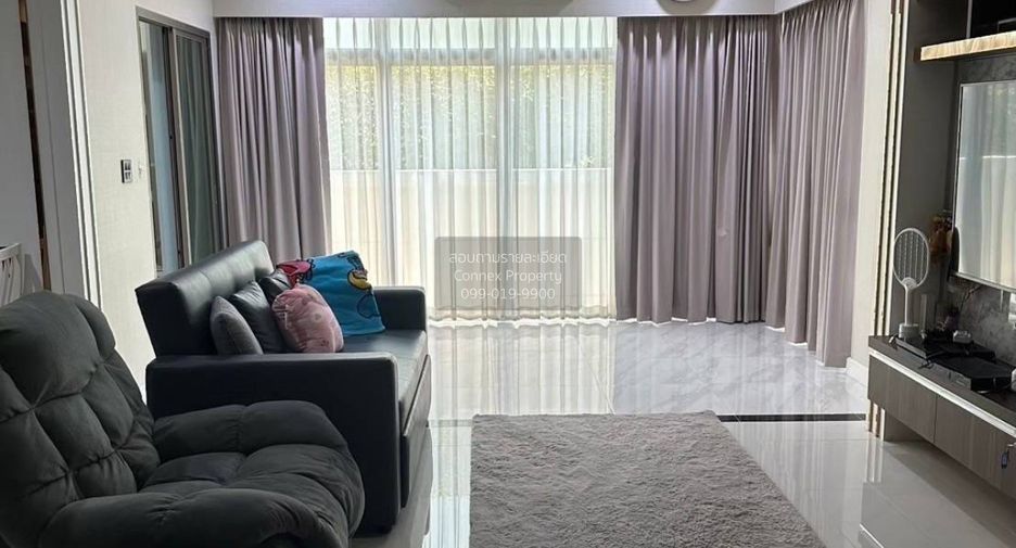 Casa en venta de 4 habitaciones en Pak Kret, Nonthaburi