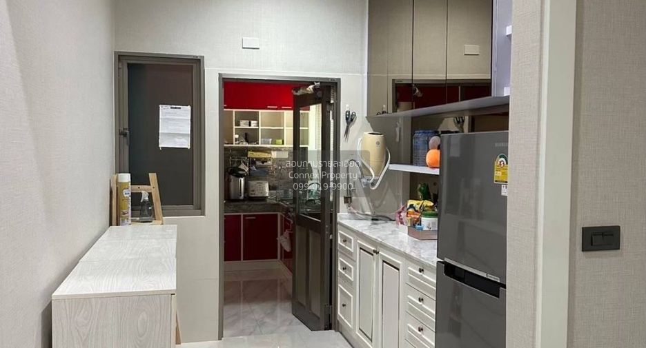 Casa en venta de 4 habitaciones en Pak Kret, Nonthaburi