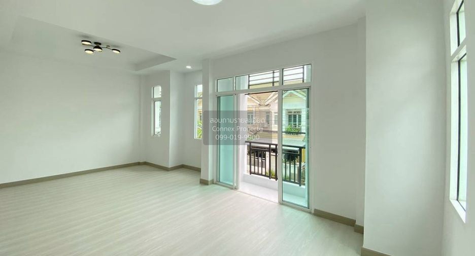 For sale 4 bedrooms townhouse in Mueang Nonthaburi, Nonthaburi