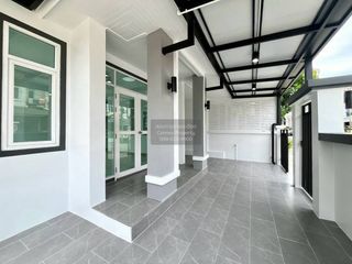 For sale 4 bedrooms townhouse in Mueang Nonthaburi, Nonthaburi