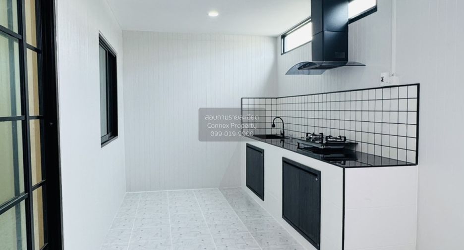 Casa adosada en venta de 4 habitaciones en Bang Bua Thong, Nonthaburi