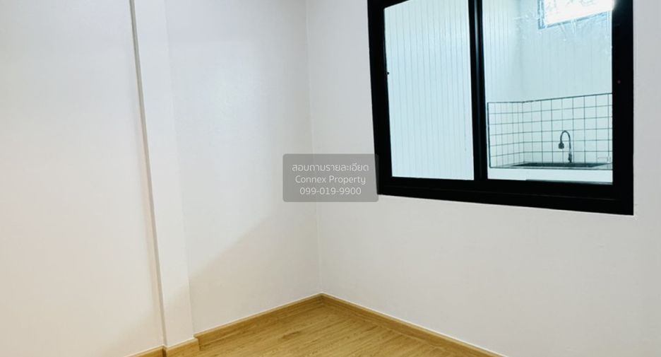 Casa adosada en venta de 4 habitaciones en Bang Bua Thong, Nonthaburi