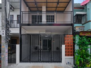 For sale 3 bedrooms townhouse in Bang Bua Thong, Nonthaburi