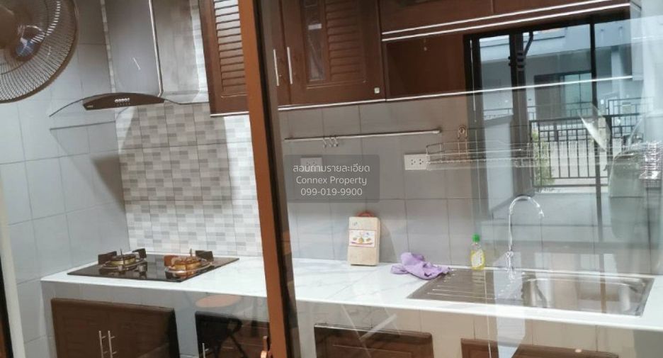 For sale 3 bedrooms townhouse in Mueang Nonthaburi, Nonthaburi