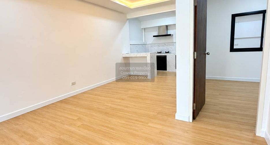 À vendre 2 chambres maison de ville à Mueang Phuket, Phuket