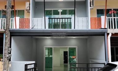 For sale 2 ベッドルーム townhouse in Mueang Phuket, Phuket