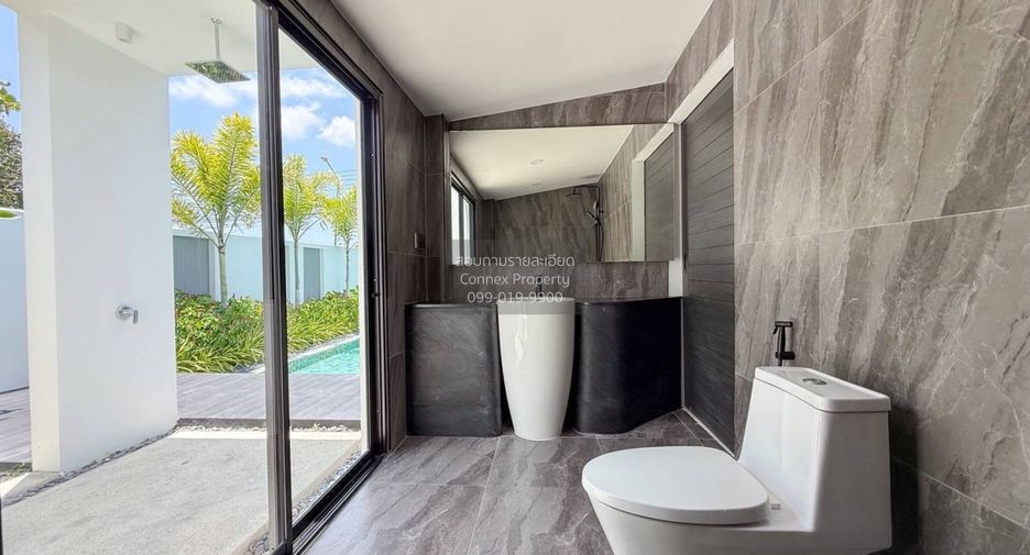 For sale 3 bedrooms villa in Nong Chok, Bangkok