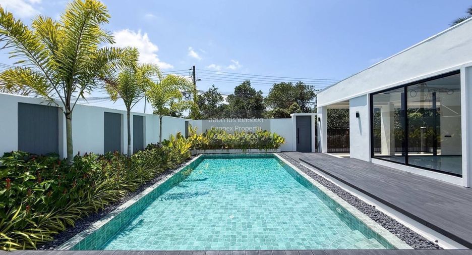 For sale 3 bedrooms villa in Nong Chok, Bangkok
