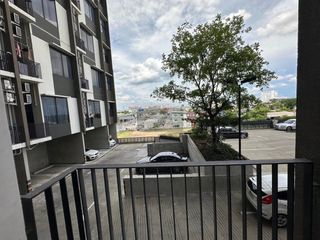 For sale 1 bed condo in Khan Na Yao, Bangkok