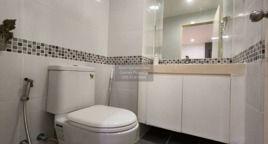 For sale 1 bed condo in Phra Khanong, Bangkok