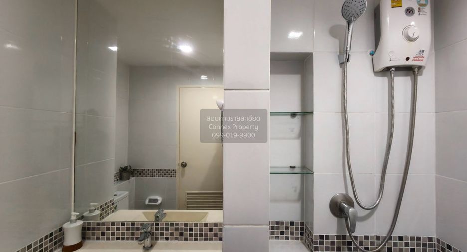 For sale 1 bed condo in Phra Khanong, Bangkok