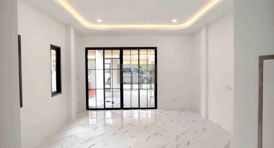 Casa adosada en venta de 3 habitaciones en Mueang Phuket, Phuket