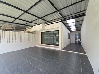 Reihenhaus zum Kauf mit 2 Zimmer in Thalang, Phuket