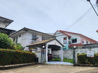 For sale 3 bedrooms house in Mueang Samut Sakhon, Samut Sakhon