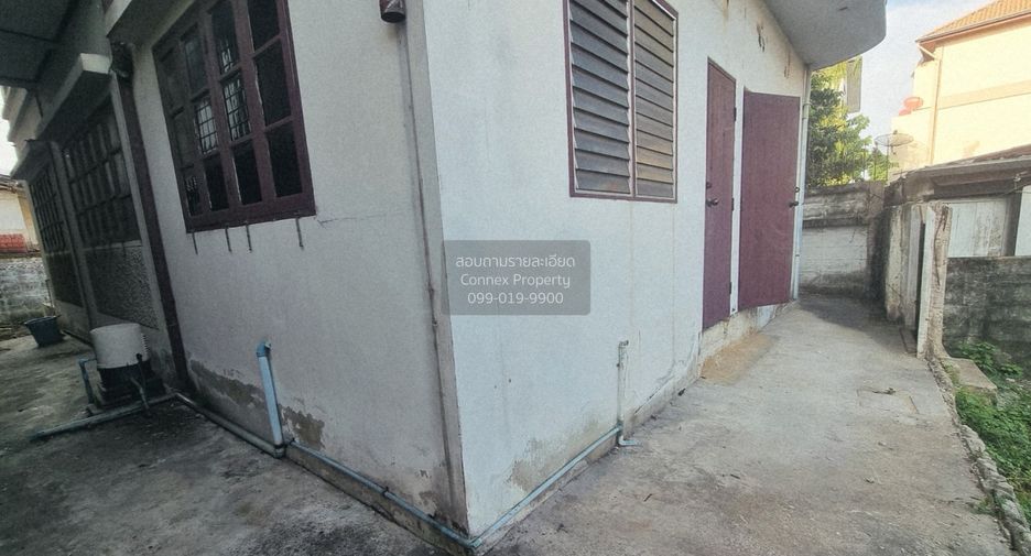 For sale 3 bedrooms house in Phasi Charoen, Bangkok