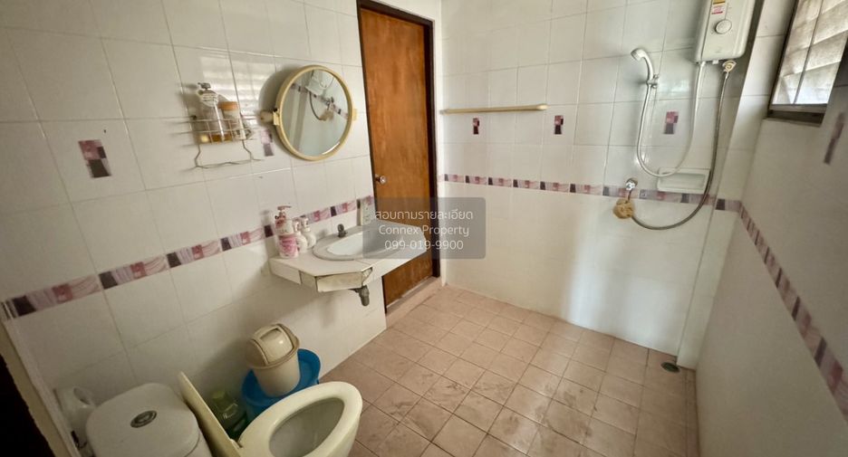 For sale 2 bedrooms house in Taling Chan, Bangkok