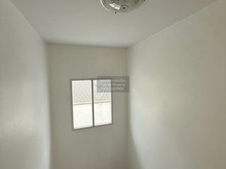 For sale 3 bedrooms townhouse in Bang Khun Thian, Bangkok
