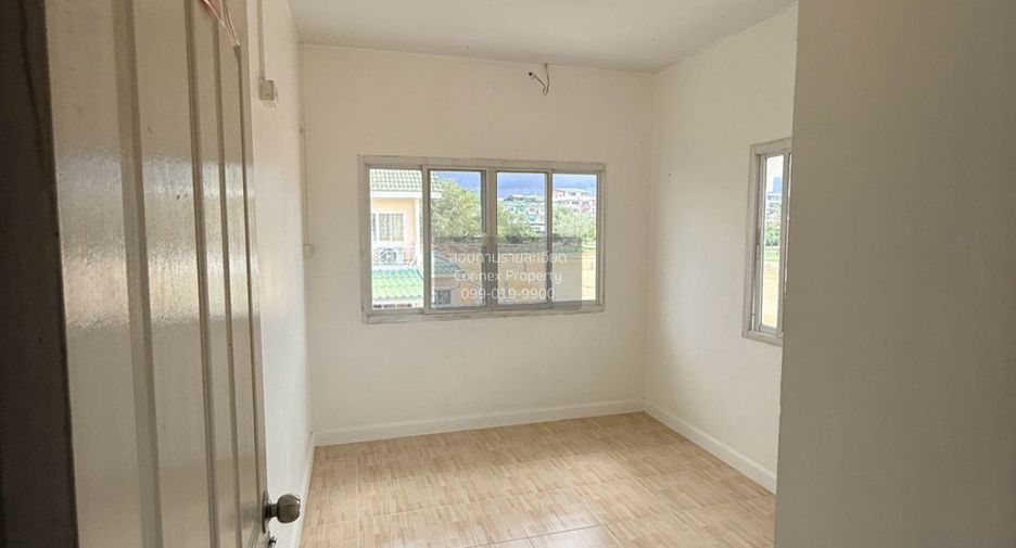 For sale 3 bedrooms townhouse in Bang Khun Thian, Bangkok