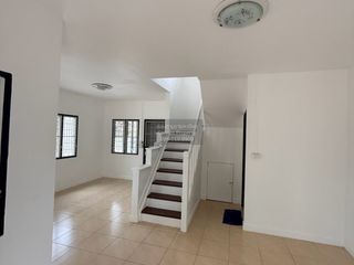 For sale 3 bedrooms townhouse in Bang Khun Thian, Bangkok