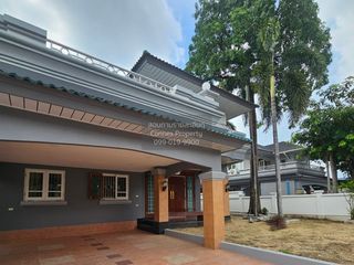 For sale 5 bedrooms house in Thawi Watthana, Bangkok