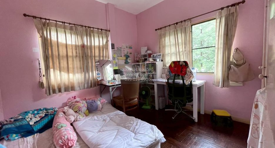 For sale 3 bedrooms house in Lat Phrao, Bangkok