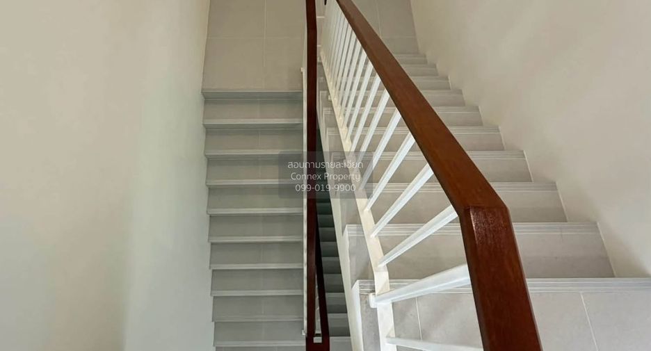 Casa adosada en venta de 1 habitaciones en Huai Khwang, Bangkok
