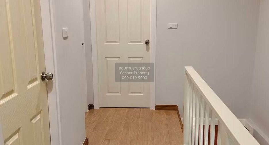 For sale 3 bedrooms townhouse in Nong Khaem, Bangkok